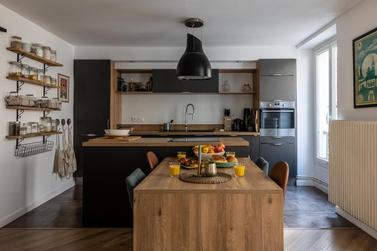 90M2 Renove - Terrasse En Plein Coeur De Marseille Apartment Luaran gambar