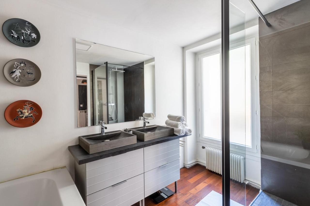 90M2 Renove - Terrasse En Plein Coeur De Marseille Apartment Luaran gambar